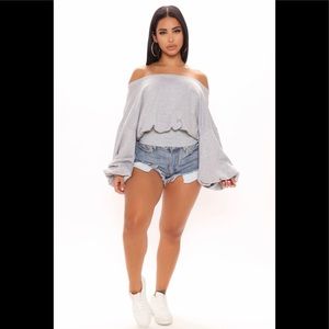 Casual Dates Off the shoulder sweatshirt